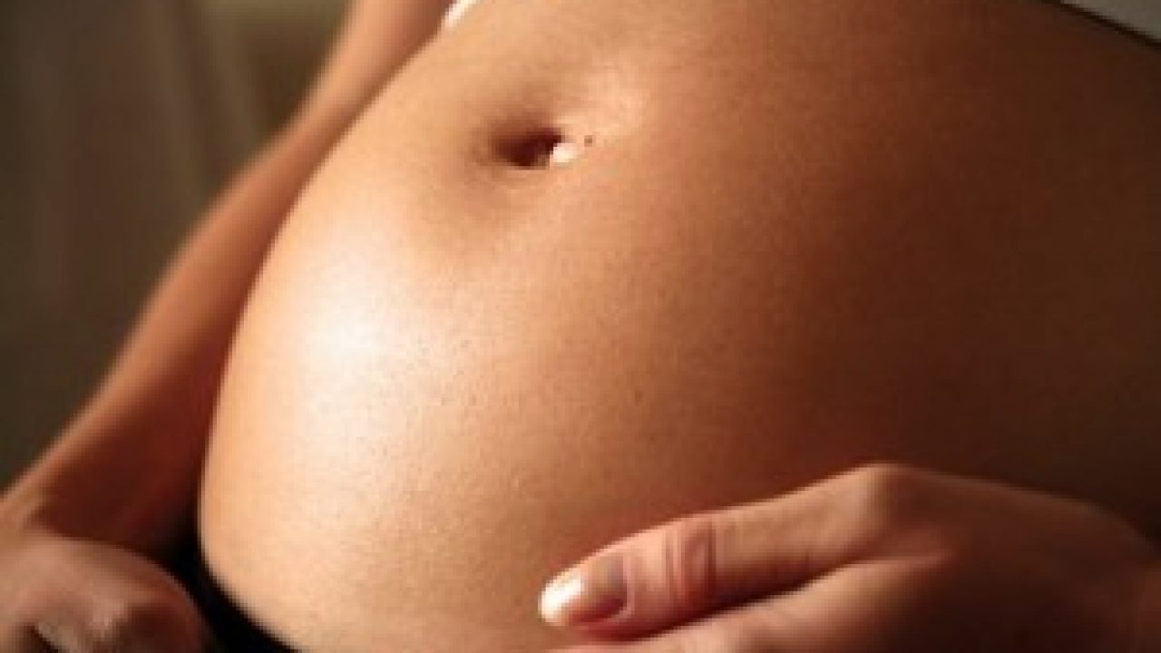 Femme enceinte : quand le ventre grossit-il?